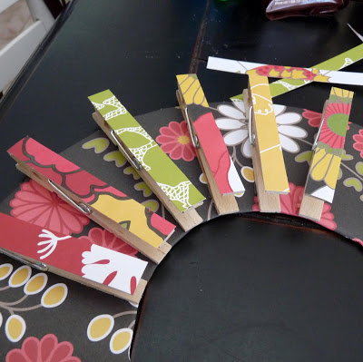 připevnění kolíčků na kruh