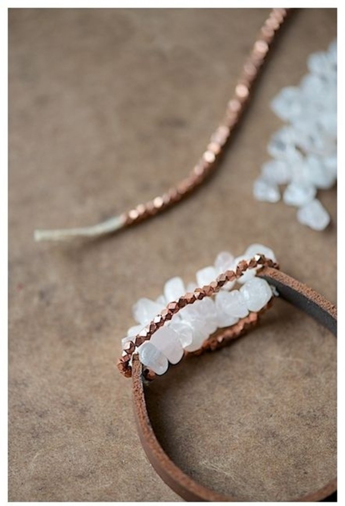 Kožený_náramok_s_kryštálom-0