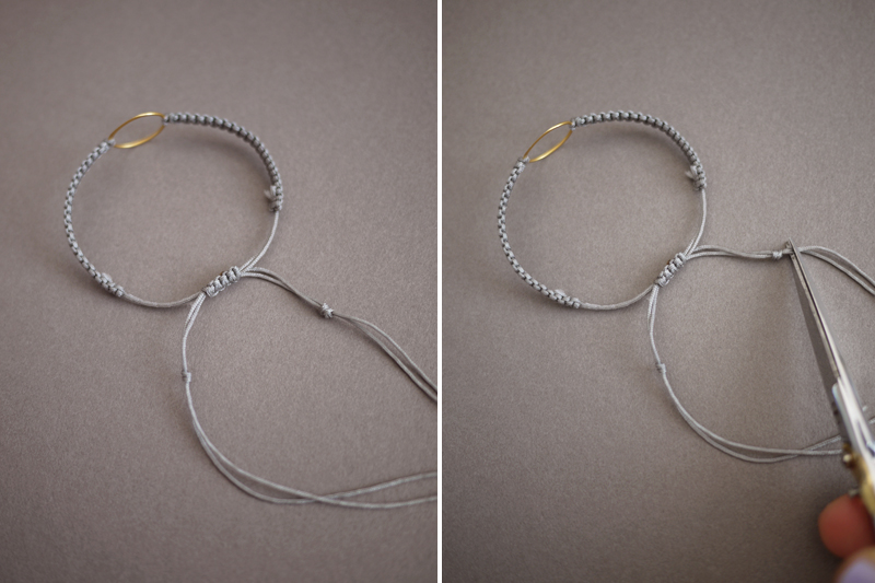 13. A nastavitelný náramkem s kouzlem je hotov :).