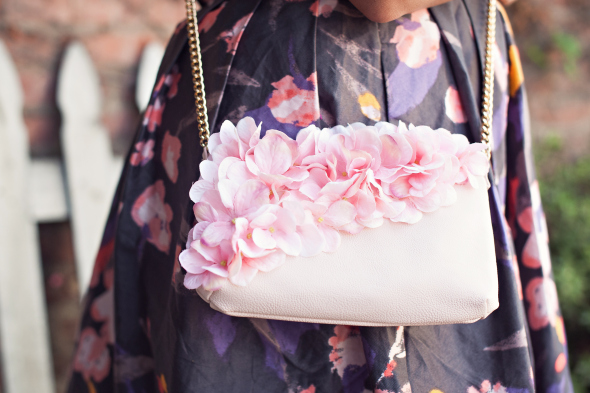 Rozkvitnutá_kabelka-0