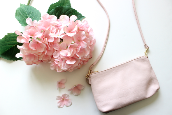 Rozkvitnutá_kabelka-1